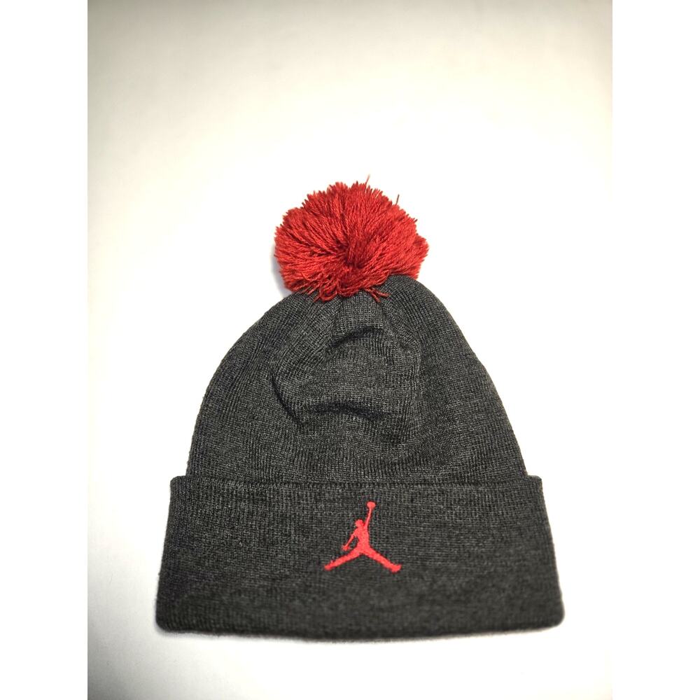 Michael Jordan Knit Beanie Hat Cap Boys Women One Size Gray Red Jump Man Pom Pom